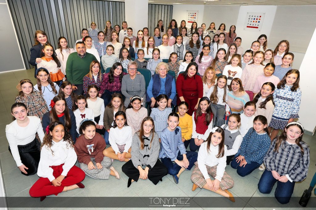 Las candidatas a Bellees del Foc d'Alacant conocen a sus jurados