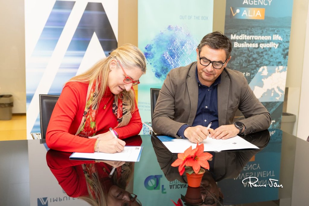 Los alumnos del curso 'Aprendiz de artista constructor de hogueras' de la ADL firmarán la foguera de Fogueres en Nadal